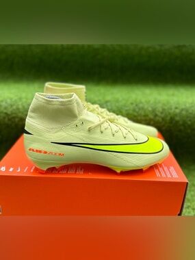 Nike Zoom Mercurial Superfly 10 Pro FG Limelight Volt Men's Soccer Cleats 9 US